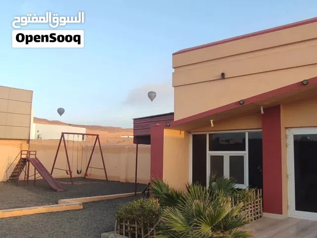 3 Bedrooms Chalet for Rent in Al Sharqiya Bidiya