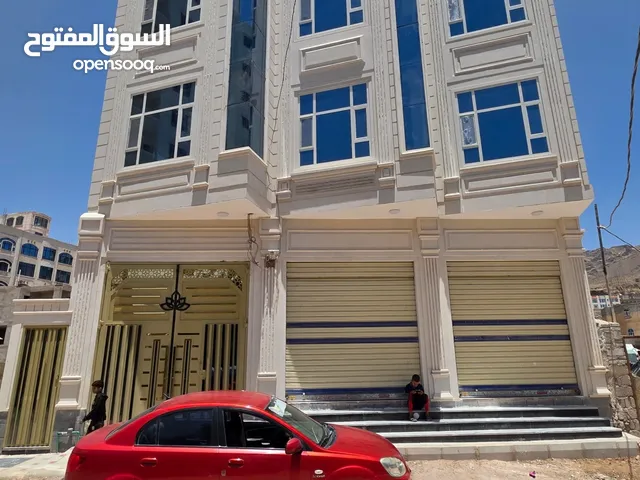 عمارة تجارية للبيع في بيت بوس حي راقي ومرغوب
