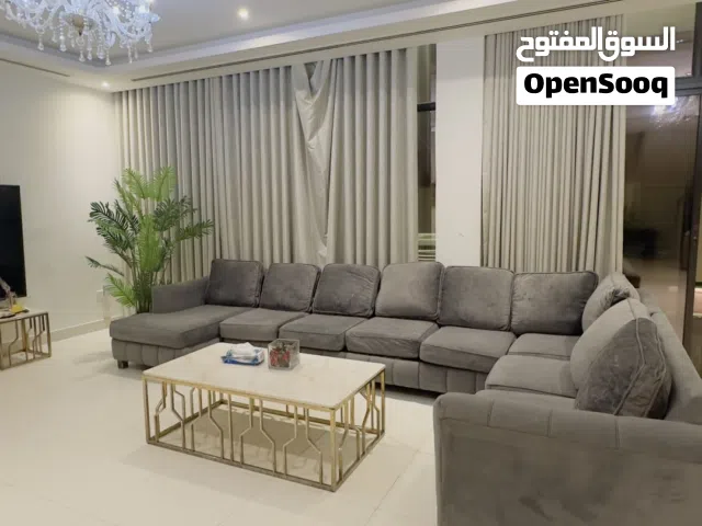 للبيع طقم كنب ل8 اشخاص