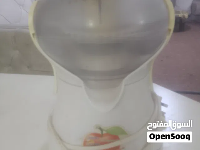 عصارة فواكة للبيع