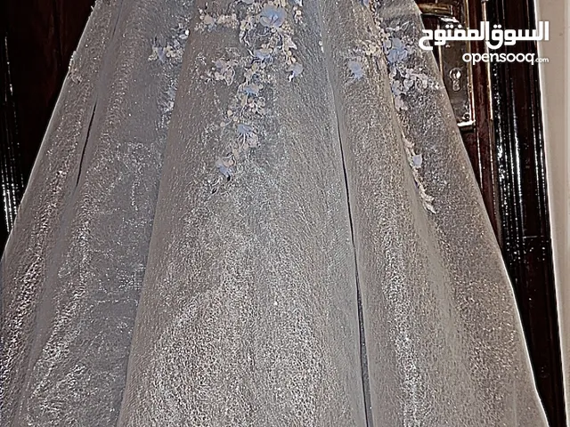 لبستو لمره واحده فقط