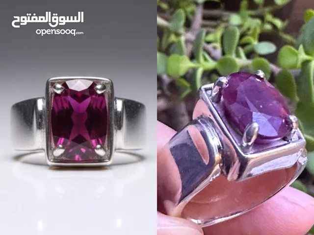 Rings for sale in Baghdad