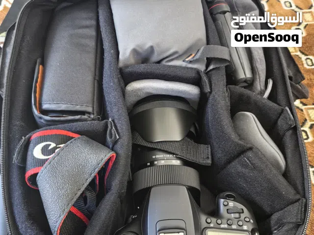 شنتة كميرى ماركة امزون الاصلية خامة نضيفة وحماية عالية  تتسع لكميرى واكثر من 4 عدسات