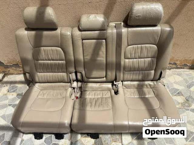 كراسي لكزس ستيشن LX470