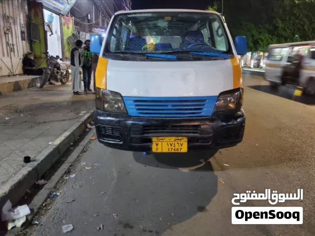 2006 Nissan Urvan