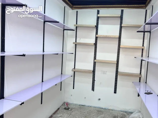 رفوف ديكور محلات