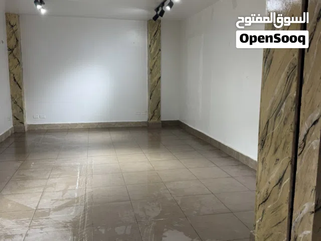 محل لي ايجار مكان نهاية شارع لمعري عمر مختار