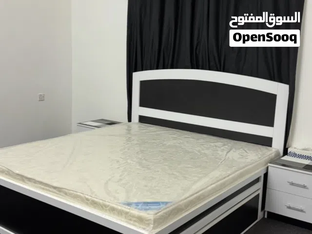 سرير و كبت و طالولة تلفاز