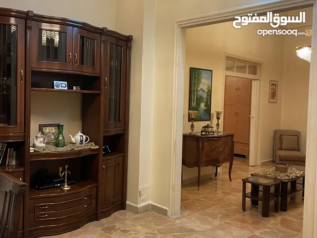 125 m2 4 Bedrooms Apartments for Rent in Damascus Al Rawda