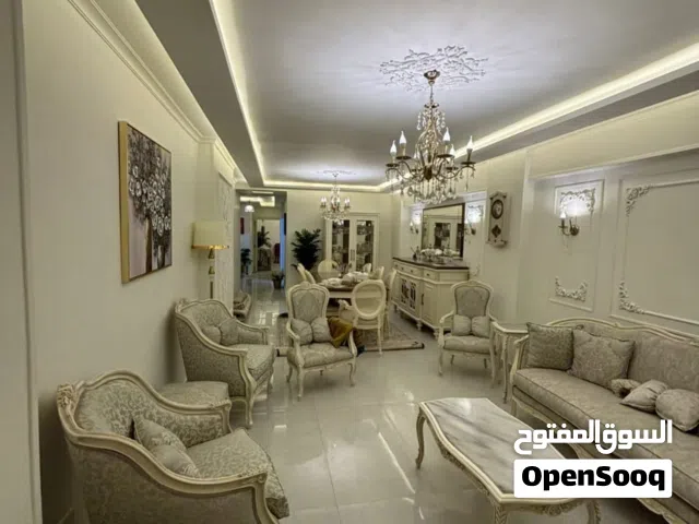 شقه عرسان للبيع كوبرى ستانلي تاني نمره بحر ولا ترى البحر