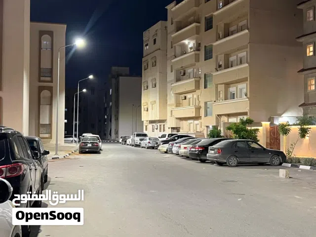 200 m2 4 Bedrooms Apartments for Sale in Benghazi Al Hada'iq