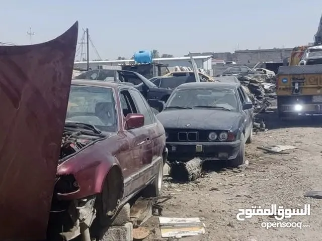 مطلوب سيارات عاطله او متروكه
