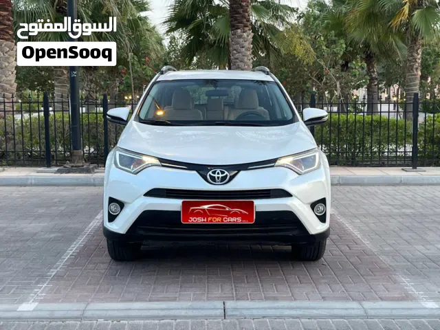 2018 تويوتا راف فور Standard