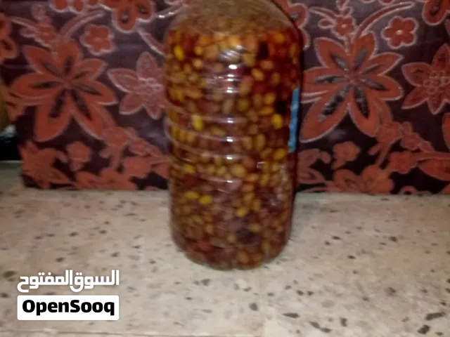 سلام عليكم للبيع زيتون أحمر