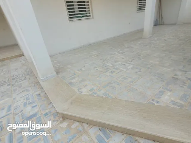 600 m2 More than 6 bedrooms Villa for Rent in Tripoli Al-Seyaheyya