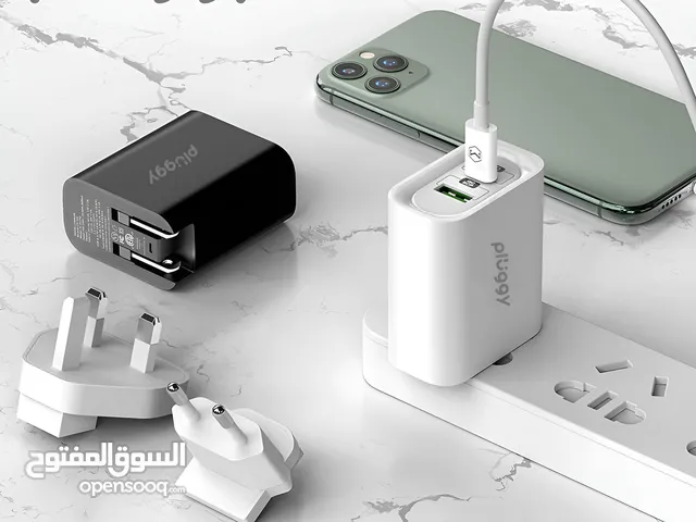 ‏Pluggy 30W Fast Charger ‏Pluggy Middle East شاحن سريع بقوة 30 واط