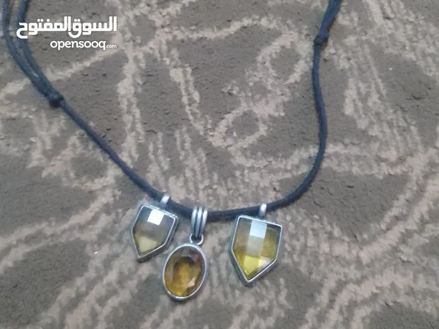 طوق رجالي للبيع