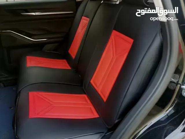 تلبيسة كراسي جلد