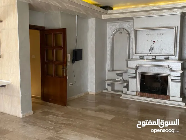 180 m2 3 Bedrooms Apartments for Rent in Amman Khalda