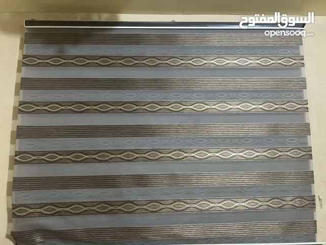 ستائر عدد 2 للبيع حجم كبير كلش نظيفات سعر الأولى 50 الثاني 25