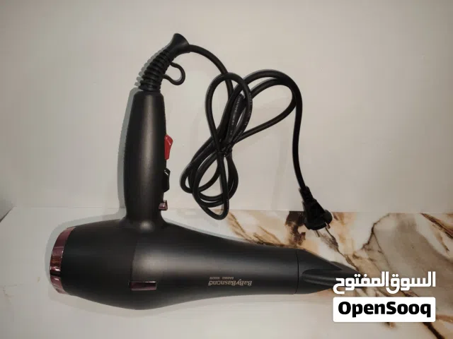 مجفف شعر  ومشترك كهرباء وسماعة واغراض أخرى للبيع