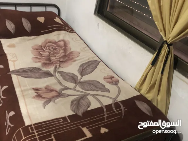 تخت حديد للبيع بسعر مغري زمبركي للبيع بسعر مغري