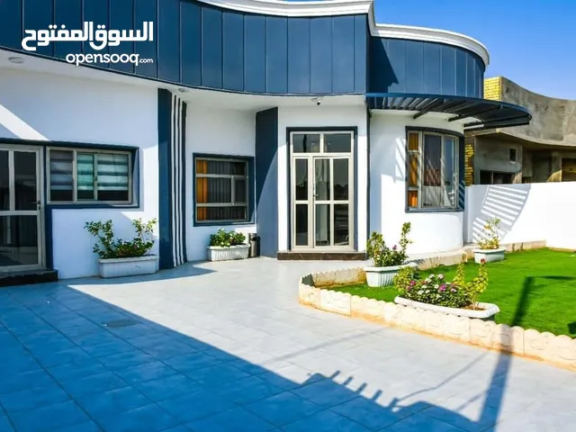 200 m2 4 Bedrooms Townhouse for Sale in Najaf Hayderiyh