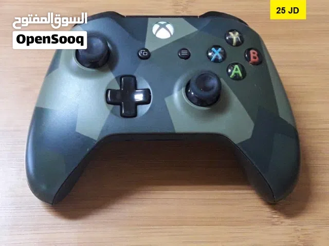 ايادي XBOX 360 - XBOX ONE للبيع متوفربطاريات شحن اكسسوارات