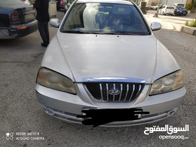 افانتي/2006/فيها صوت كرنك/امغيره الساجه ااخلفيه مع الجناح اليمين