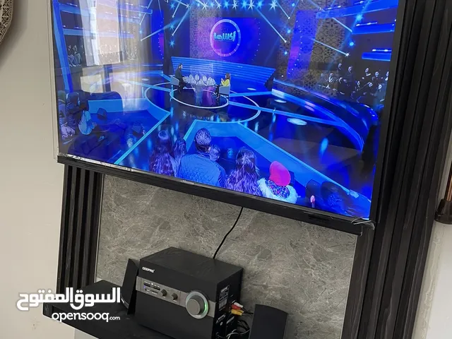 IKon LED 32 inch TV in Al Batinah