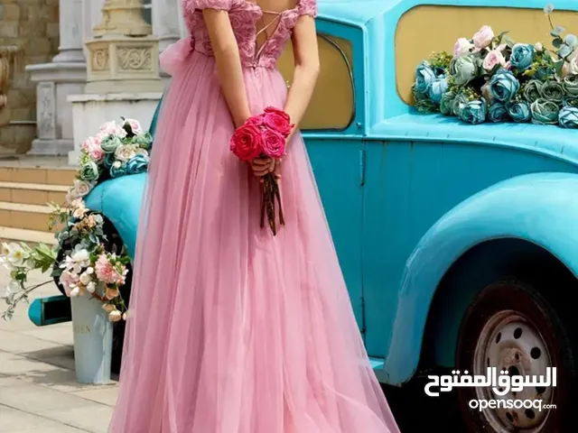 فستان للاجار