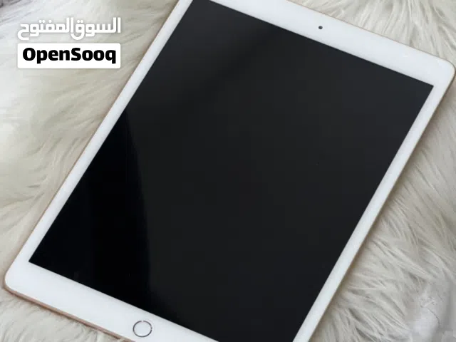 آيباد أبل الجيل الثامن