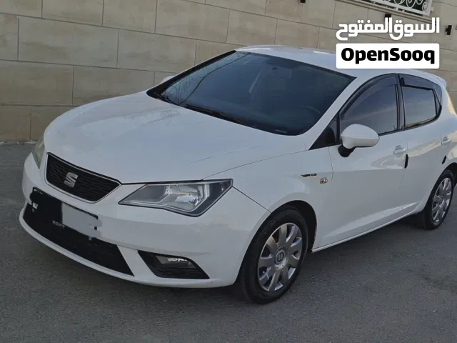 2014 سيات إبيزا Standard