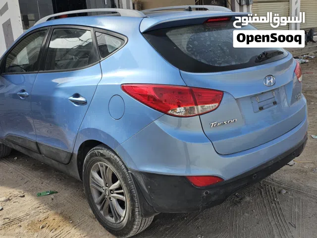 2013 هيونداي توسان Limited