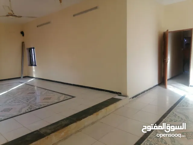 400m2 4 Bedrooms Apartments for Rent in Basra Mnawi Basha