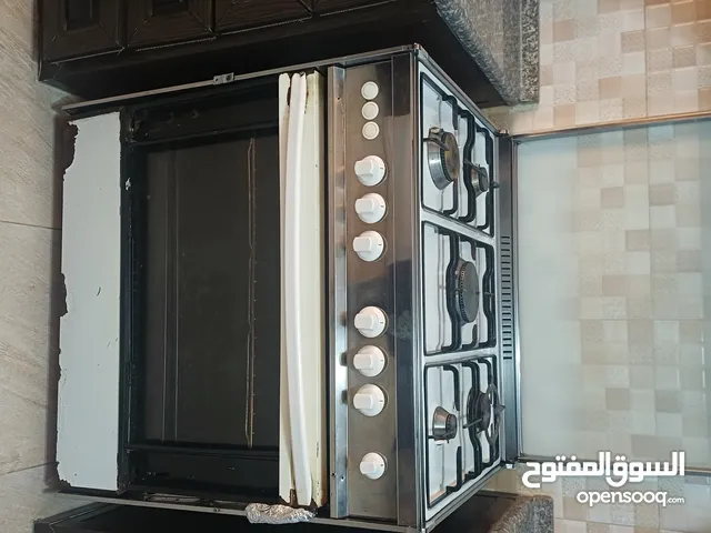 Universal Ovens in Zarqa