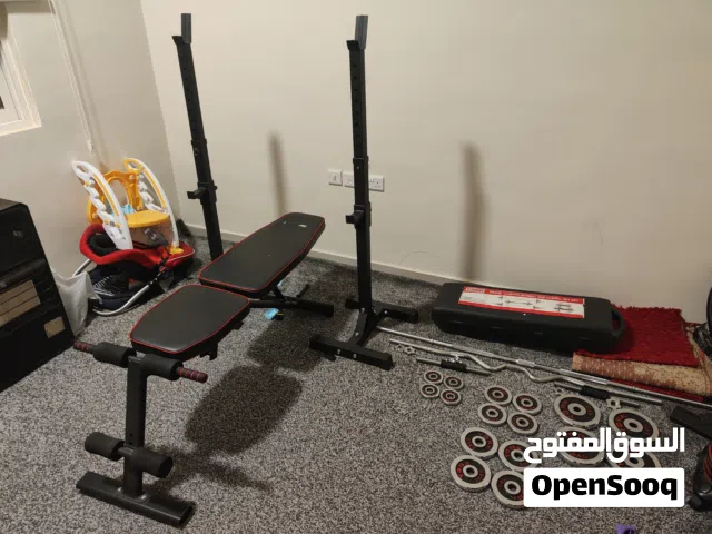 طقم اوزان ومقعد ثلث مستويات وحملات اوزان كاملة للبيع بحالة الجديد