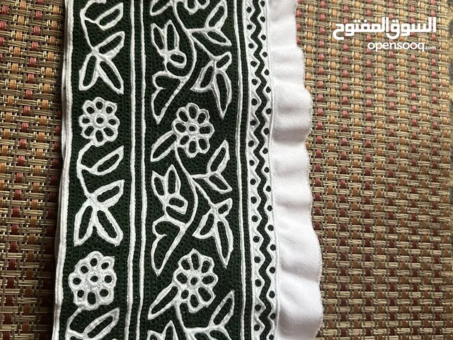 كمة العيد ( خياطة يد عمانية متقنه )