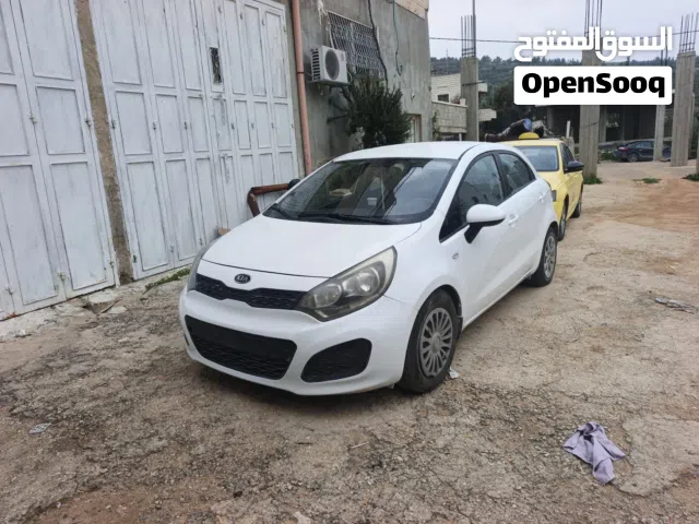 كيا ريو 2014 بالرخصة