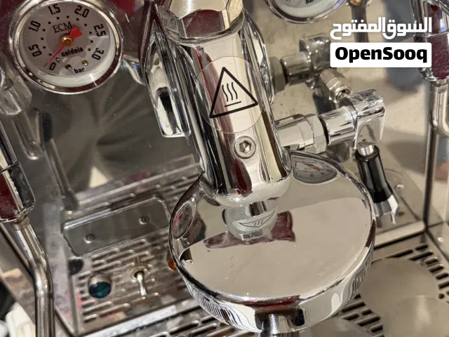 مكينة قهوة ecm سنكرونيكا نظيفة جدا