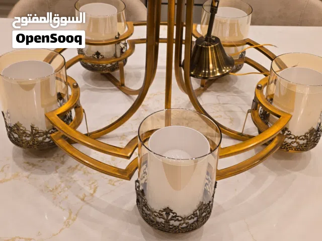 ثريا للبيع لون ذهبي بحاله ممتازه