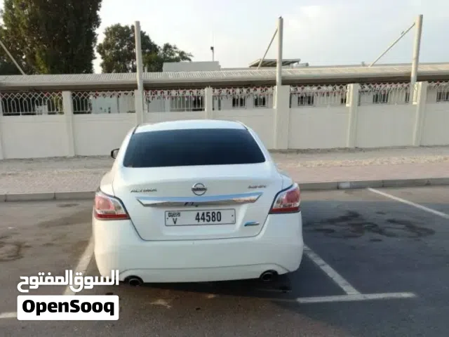 Nissan Altima 2015 - GCC Specs