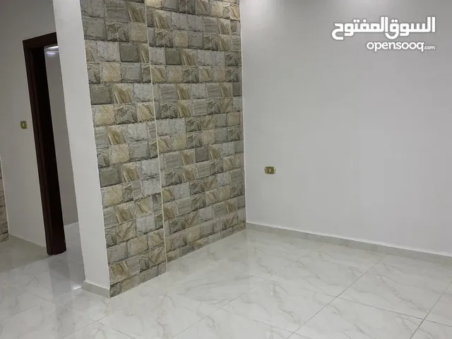 70 m2 1 Bedroom Apartments for Sale in Zarqa Hay Al Iskan