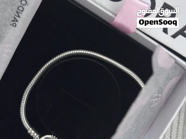 اسوارة باندورا اصلية الفاتورة موجودة بدل سعر 64  بدي أبيعها 55