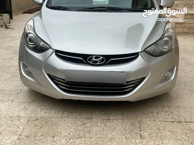 Used Hyundai Elantra in Amman