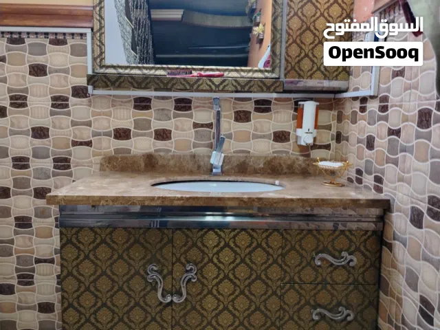 مغسلة كاونتر مرمر ستل ستيل شغل فصال وتزكام نظيفة جدا