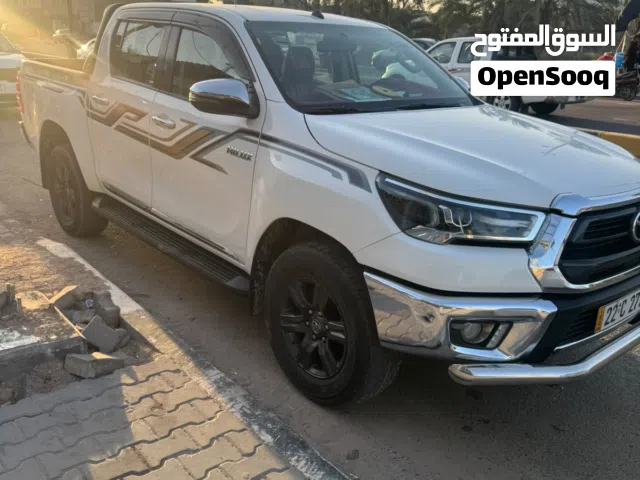 2021 تويوتا هيلوكس SR5