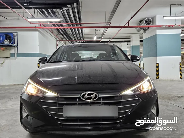 Hyundai elantra 2020 للبيع