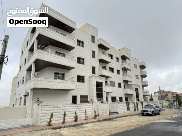 شقة طابق ثاني بمواصفات ملكية في أبو علندا للبيع مساحة 138م