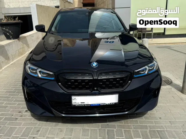 2024 بي ام دبليو الفئة 3 i3 eDrive40L Yaoye Sports Suit